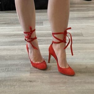 BCBG Red Suede Heels Shoe Rounded Toe Tie Up Straps with Box